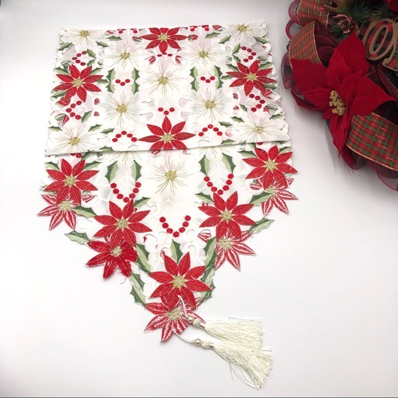 New Christmas table runner linens Snowflake Decor - Picture 9 of 10
